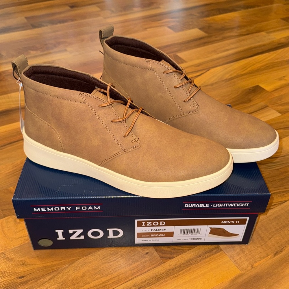 IZOD men chukka style shoe Palmer color brown men’s size 11 casual, dress, lace